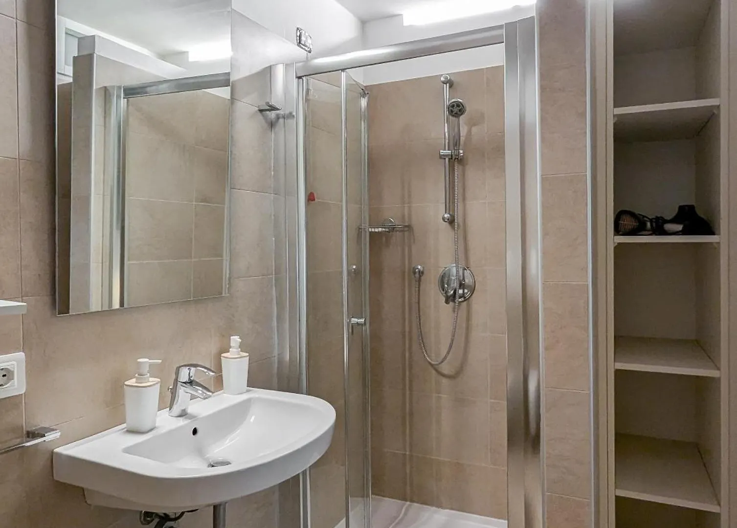 Flats4Rent Veronantica Lejlighed